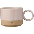 Tasse Heart von Ib Laursen aus mattbraunem Ton mit rosa Rand und eingeprägtem Herz