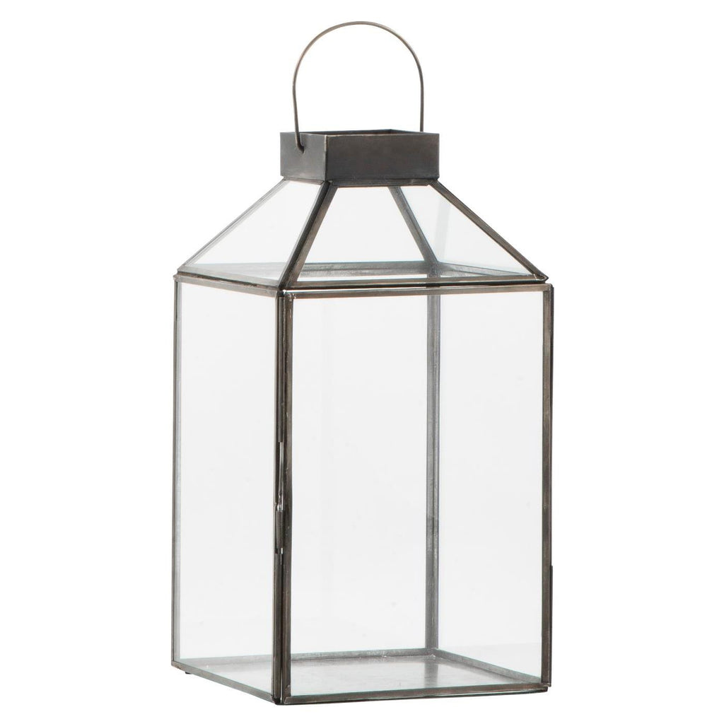 Laterne Norr mit schrägem Glasdach und dunklem Metallrahmen von Ib Laursen