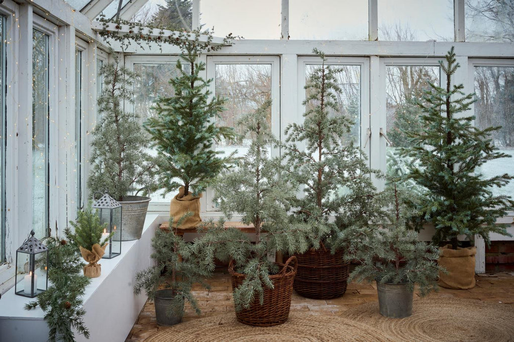 Kleiner künstlicher Weihnachtsbaum im Topf von Ib Laursen, Zeder, 105 cm