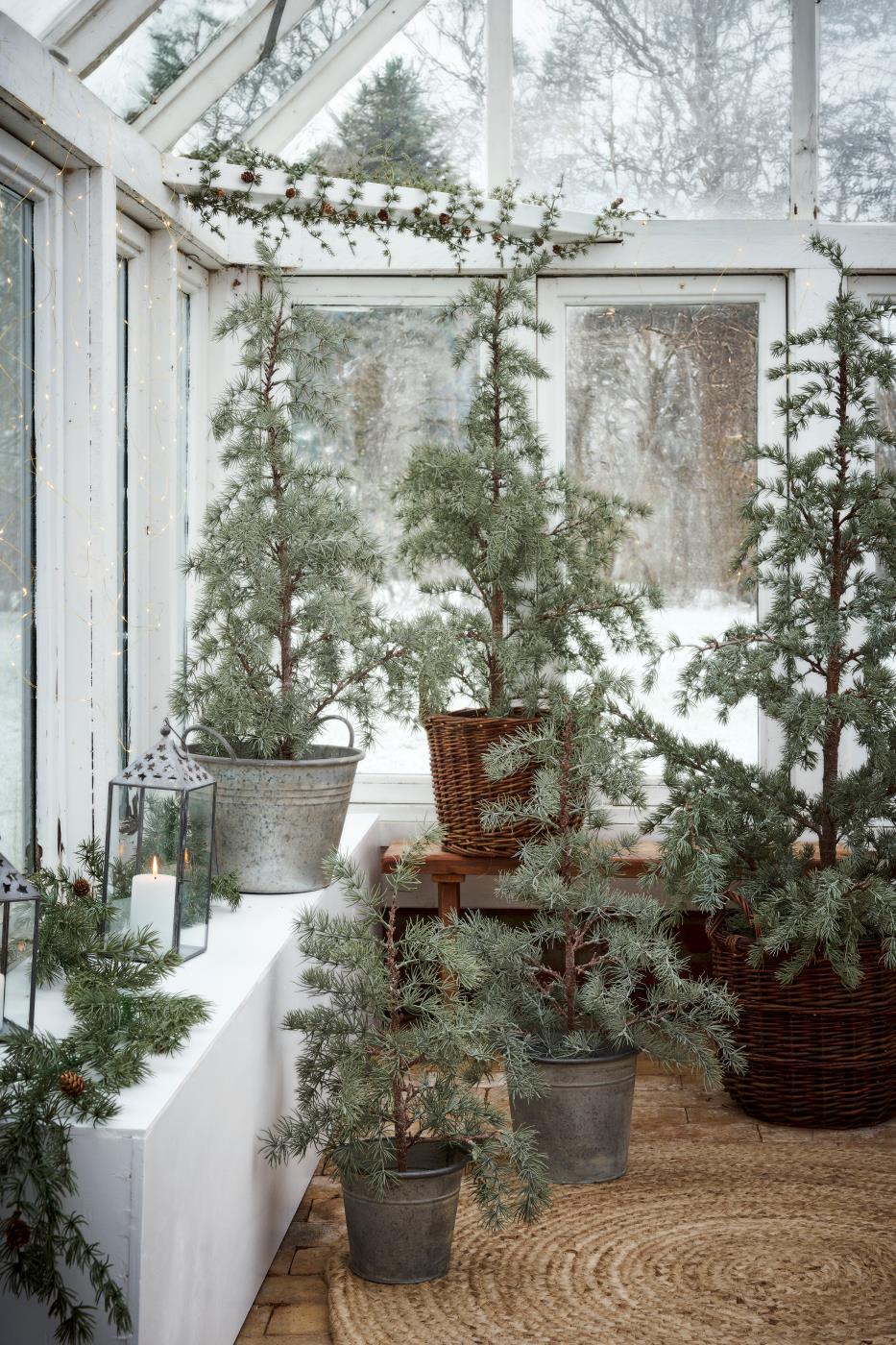 Kleiner künstlicher Weihnachtsbaum im Topf von Ib Laursen, Zeder, 105 cm